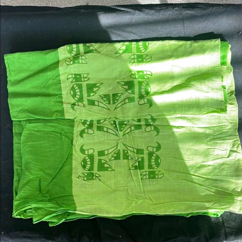 Vibrant Green Patterned Scarf